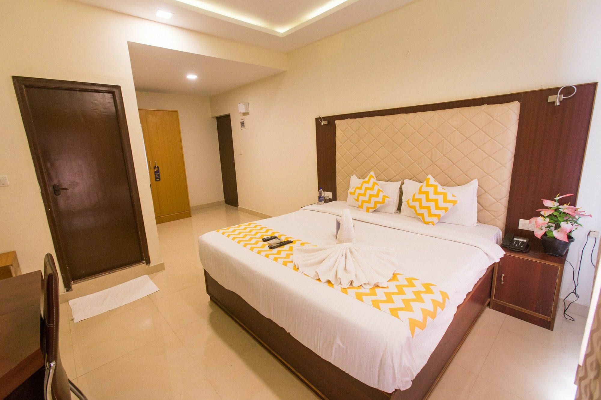 Fabhotel Millenium Stay Indiranagar Bengaluru Zewnętrze zdjęcie