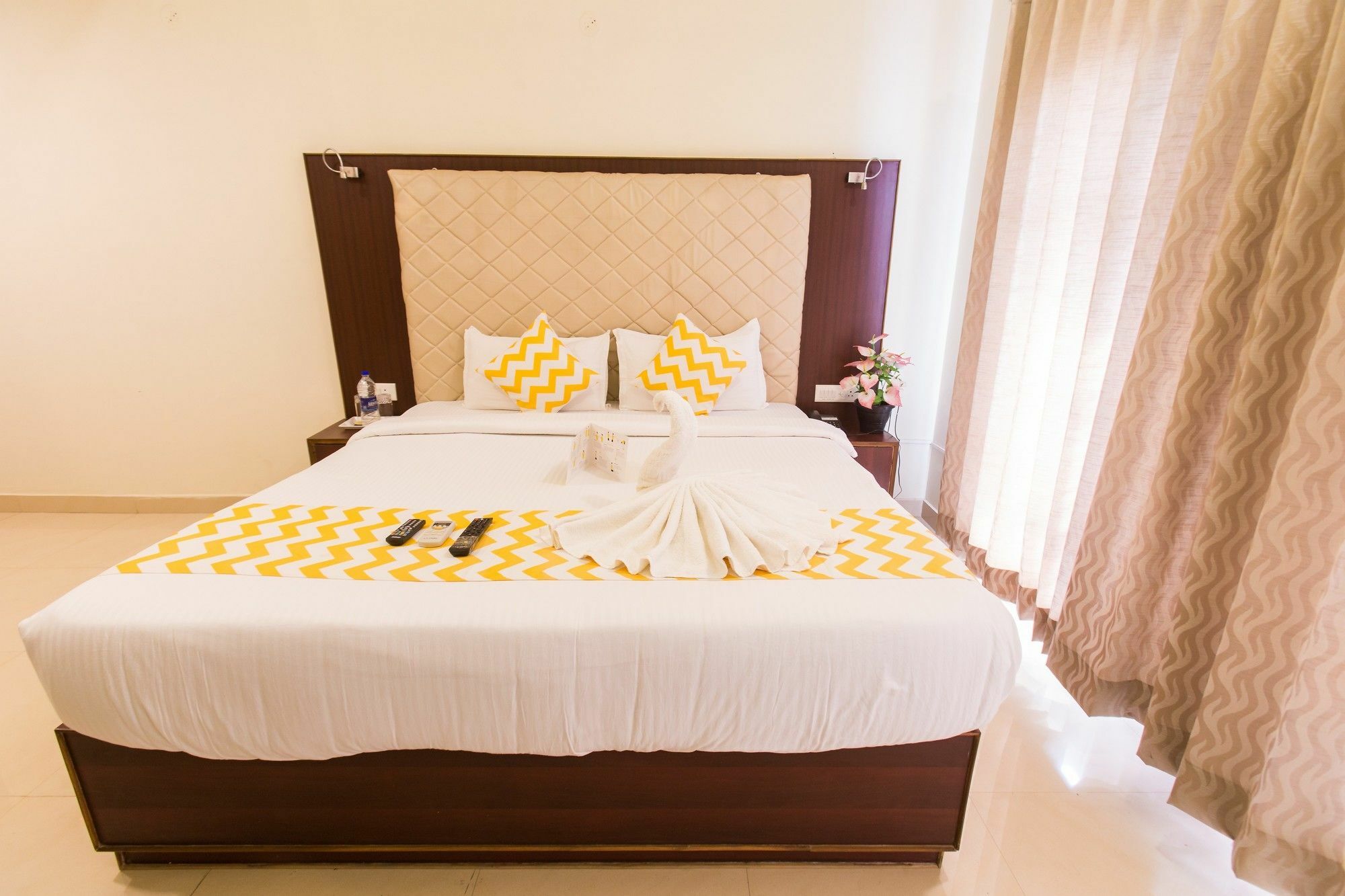 Fabhotel Millenium Stay Indiranagar Bengaluru Zewnętrze zdjęcie